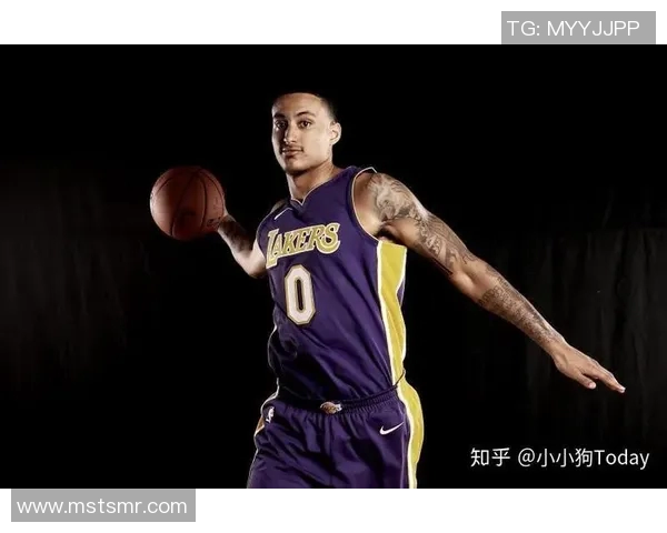 凯尔库兹马：从NBA新星到篮球场上的多面手之路