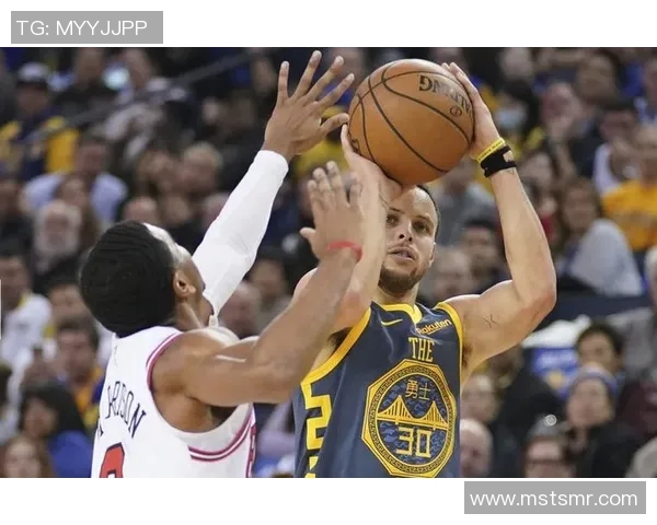 勇士与公牛今日精彩对决录像回放全程回顾与分析 勇士与公牛今日精彩对决录像回放全程回顾与分析