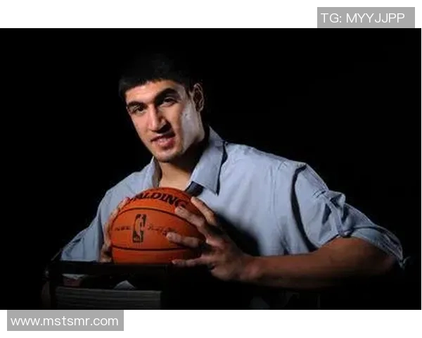 坎特的篮球之路:从天赋少年到NBA传奇的成长故事与奋斗历程 坎特的篮球之路:从天赋少年到NBA传奇的成长故事与奋斗历程